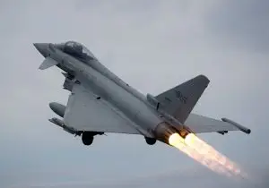 Eurofighter Typhoon in volo
